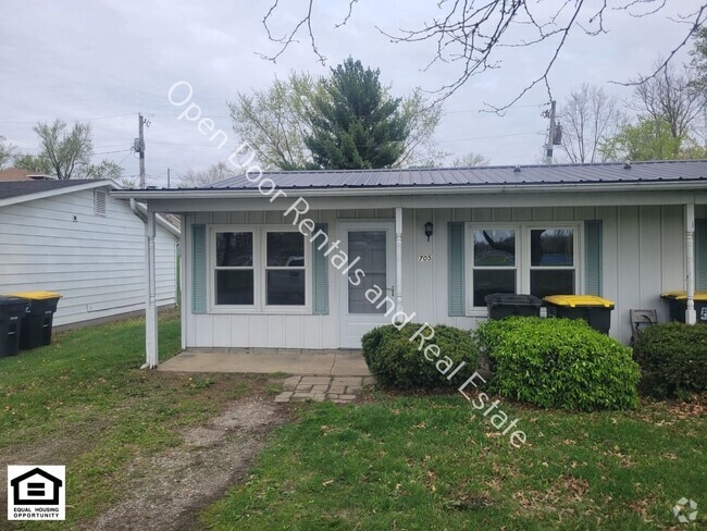 Building Photo - 705-707 Lake Ave Unit 705 Lake Ave Rental