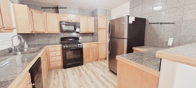Photo - 3011 Joann Ave