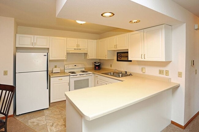 MEADOWVIEW APARTMENTS