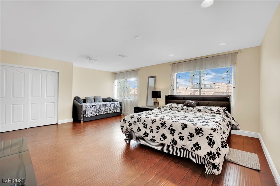 Photo - 1860 Autumn Gold Ave