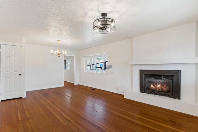 Photo - 1132 W 1800 N