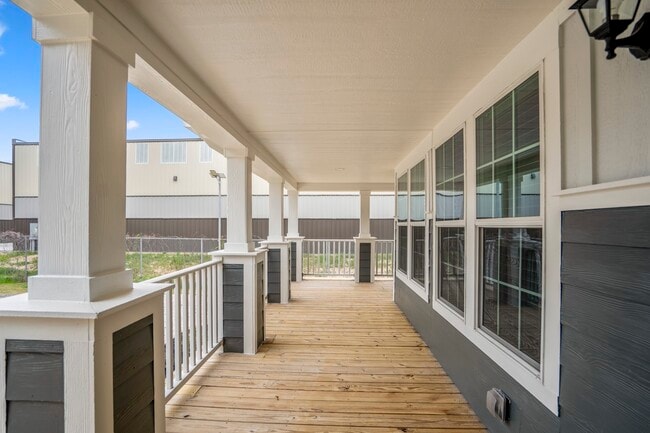 Photo - 14505 Alice Rd