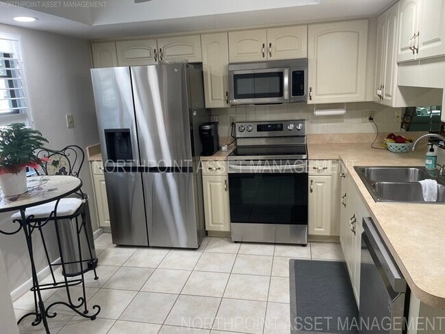 Photo - Fully Furnished Golf Course Villa