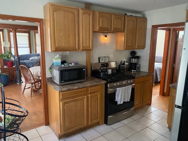 Photo - 77 Lombard Ave