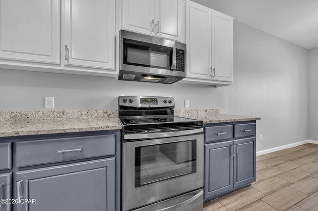Photo - 125 Fernwood St