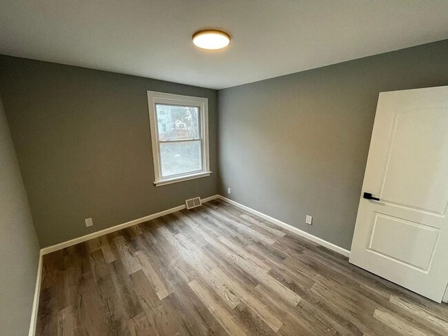 Photo - 1509 Rockland Ave Unit 1