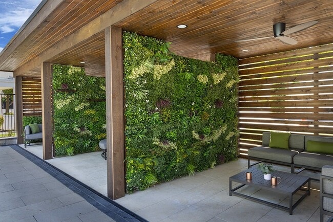 Photo - Castle Creek Apartments