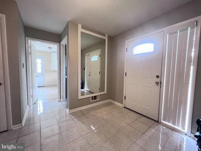 Photo - 8407 Thornton Rd