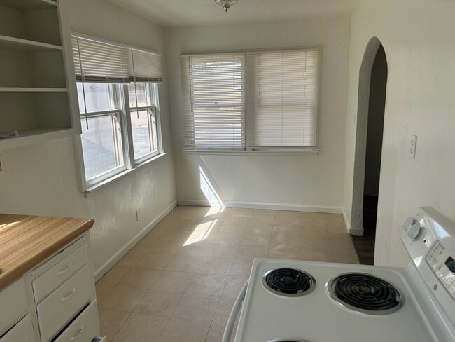 Photo - 1340 N Linden Ave