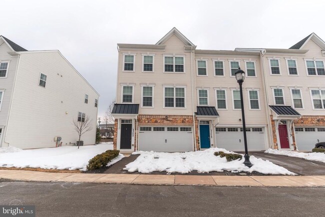 Photo - 2305 Maci's Cir