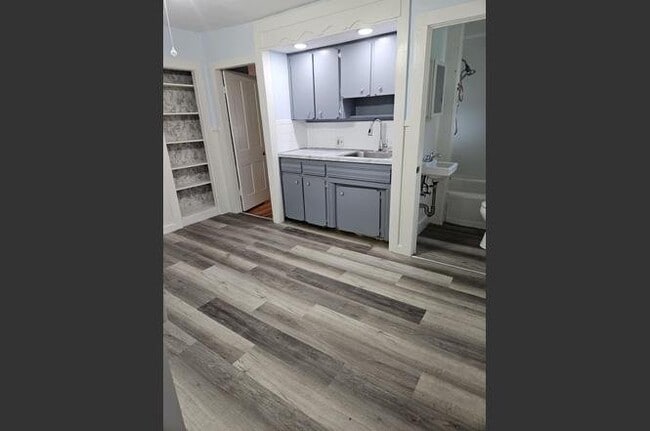 Photo - 4 Church St Unit 3