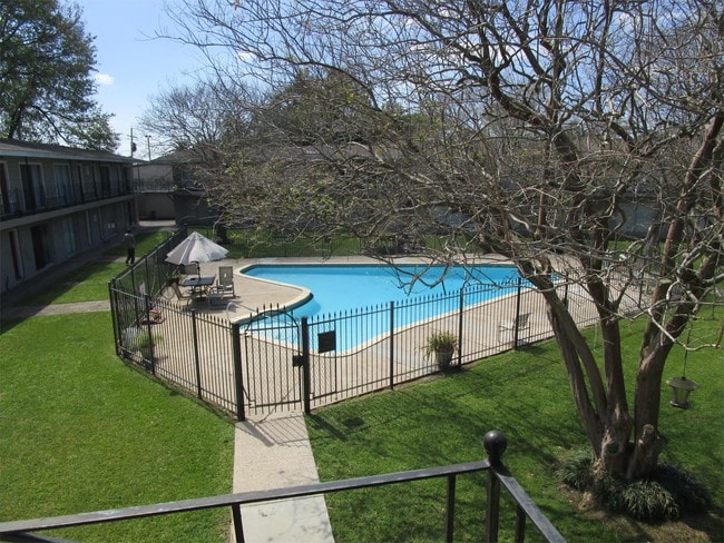 Photo - 508 Julius Ave