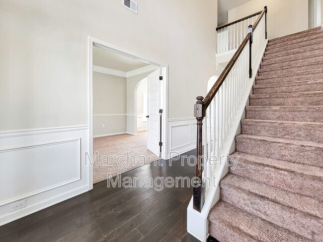 Photo - 101 Verdana Ct