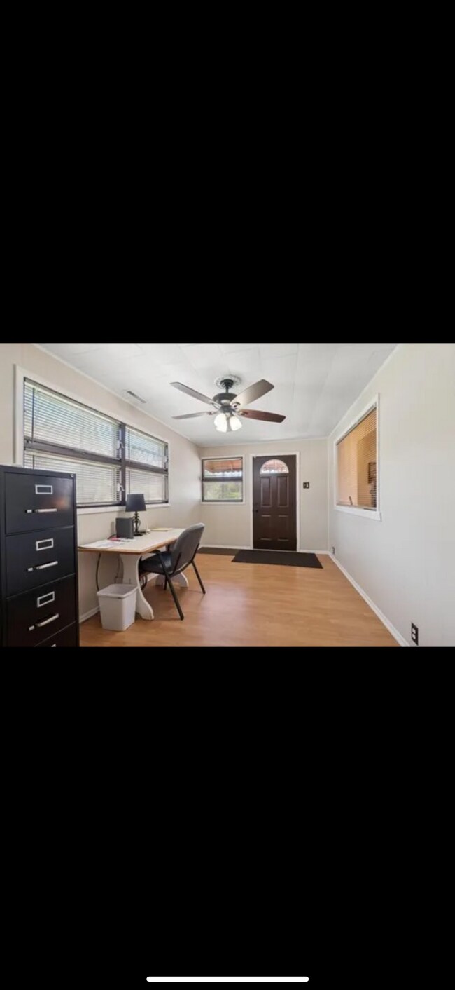 Photo - 234 N Hamilton St