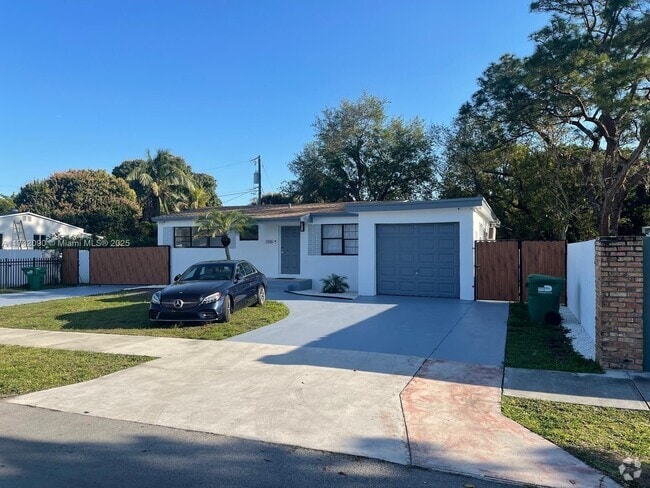 Building Photo - 1730 NW 179th St Rental