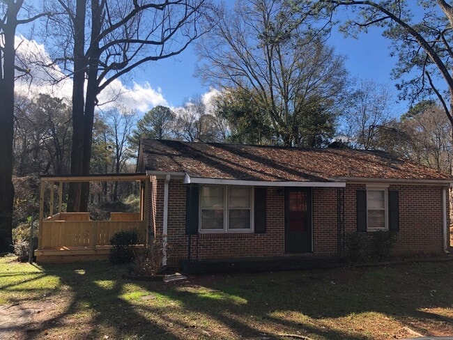 Photo - 145 Appleby Dr