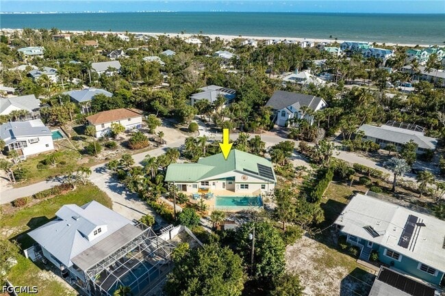 434 Lagoon Dr