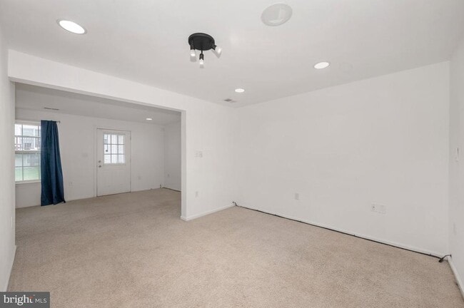 Photo - 7 New Gate Ct