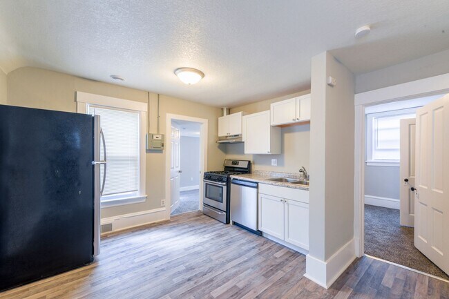 Photo - 3024 Dupont Ave S Unit 2