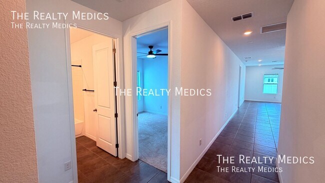 1403 Sterling Pointe Dr