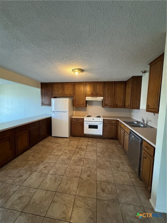 Photo - 901 Bingham Rd