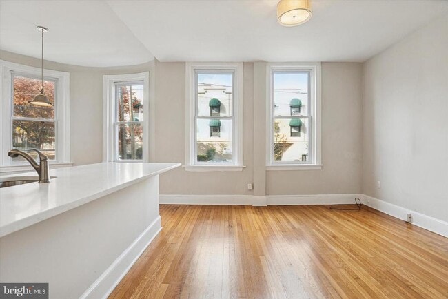 Photo - 1608 N Broom St Unit 1