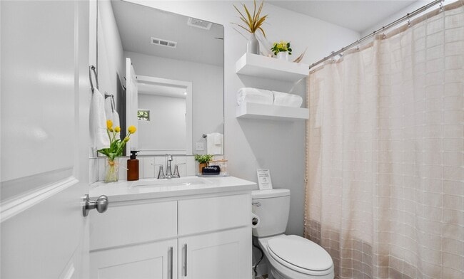 Photo - 43 St Austell Dr