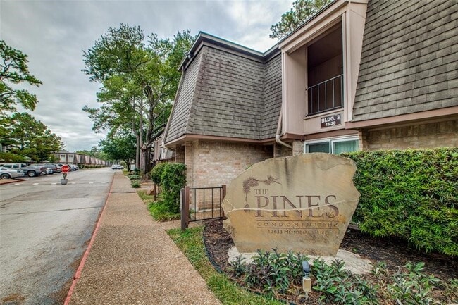 Building Photo - 12633 Memorial Dr Unit 26 Rental