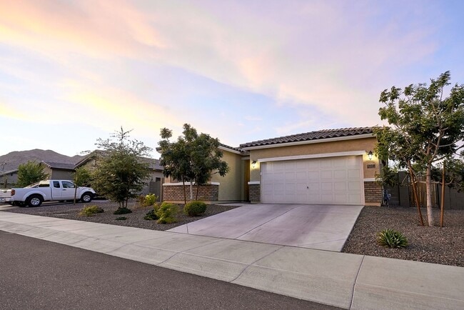 Photo - Spacious 4BD/2BA in Verrado