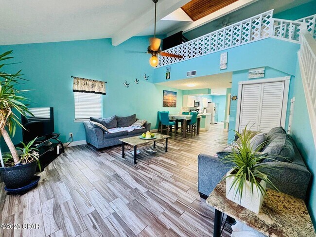 Photo - 3415 W 19th St Unidad 8