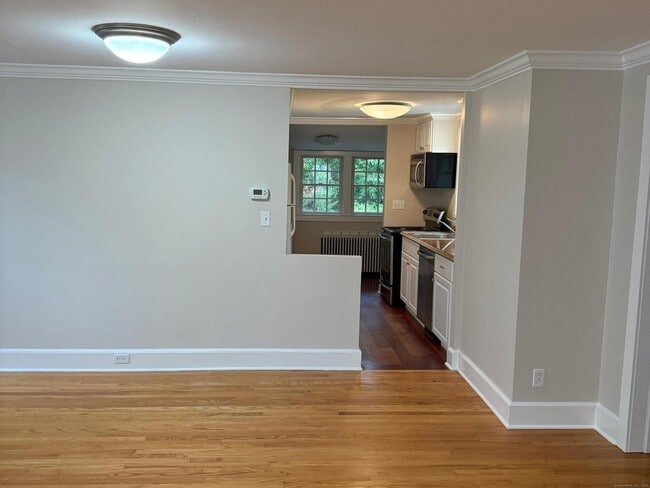 Photo - 257 Noroton Ave