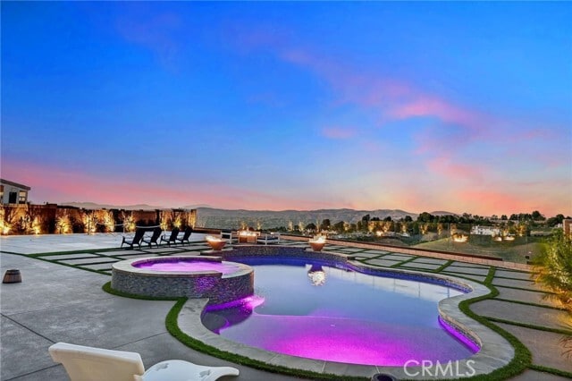 Building Photo - 7370 E Nightingale Cir