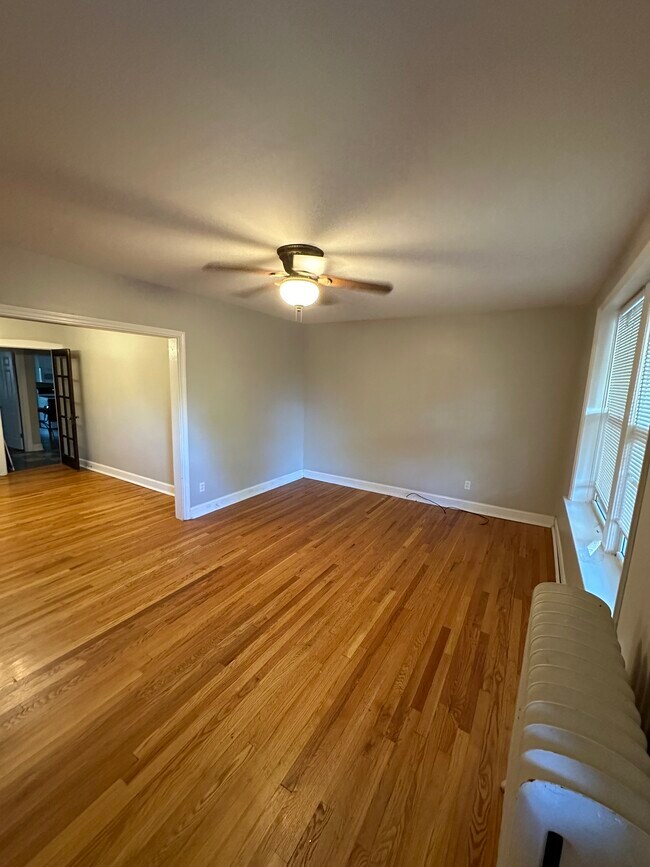 5227 Sutherland Ave Apartment Unit 1F Saint Louis, MO