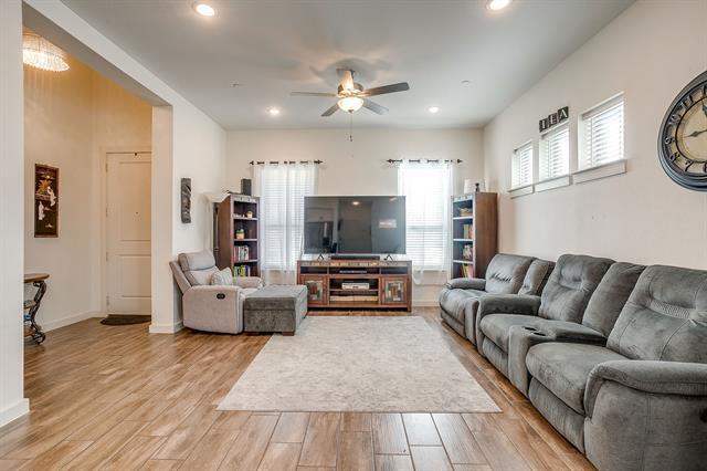 Photo - 6449 Iron Horse Blvd