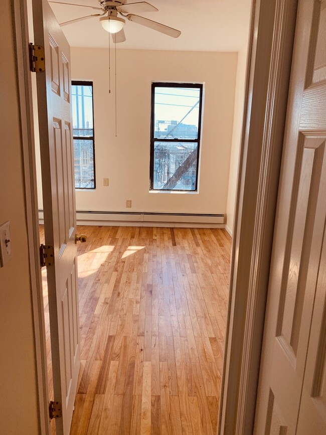 Photo - 450 Grand St Apartments Unit 3