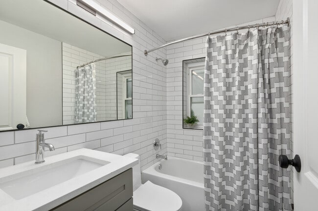 Photo - The Square on Delmar