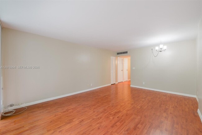20500 W Country Club Dr Unit 406