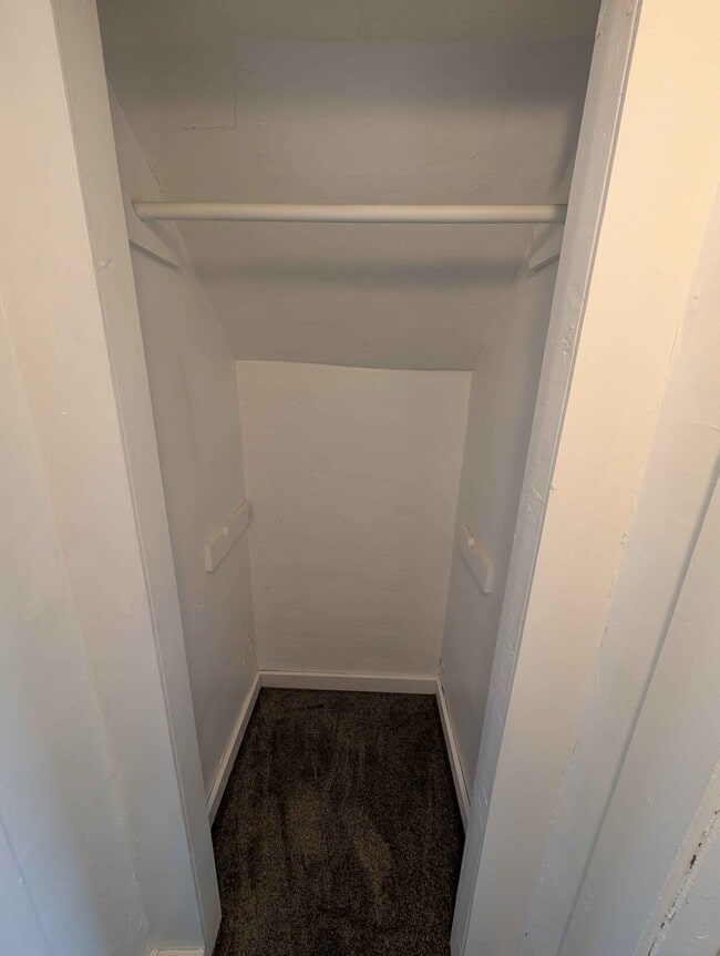 Photo - 244 E Grout St