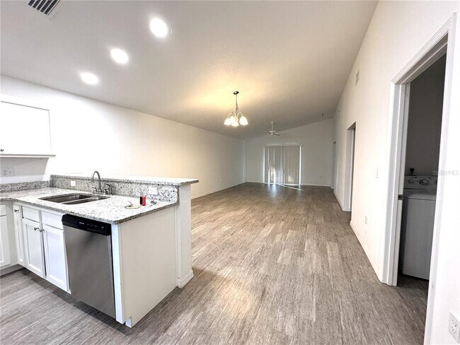 Photo - 1127 E Bucknell Ave