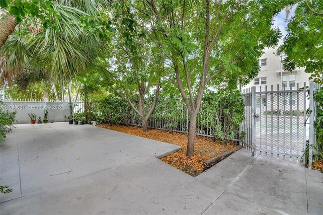 Photo - 1619 Meridian Ave Unit 5