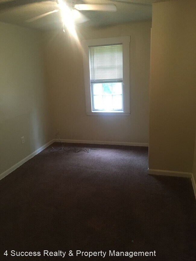 Photo - 3 br, 2 bath House - 3839 Fizer Avenue