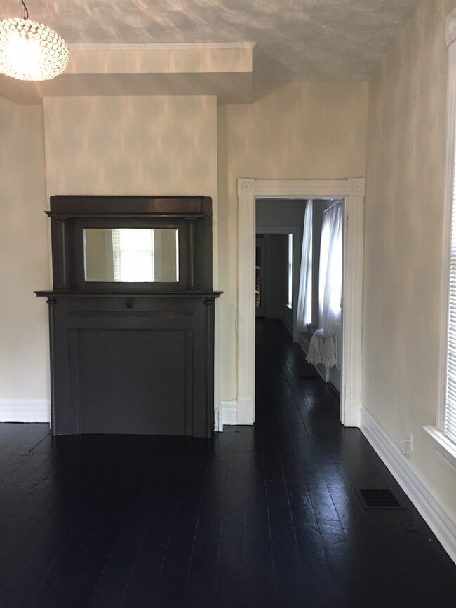 Photo - 222 W 2nd Ave