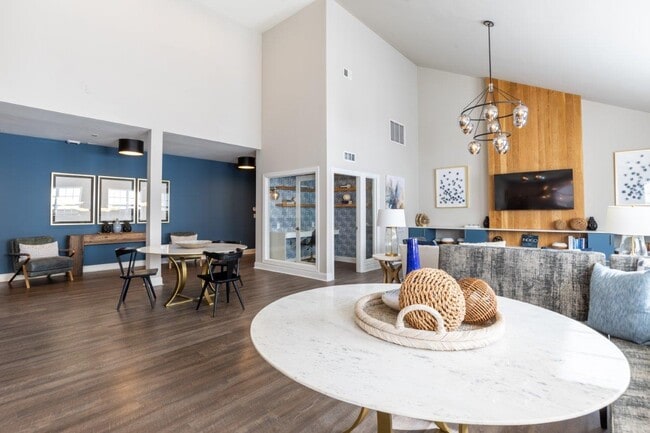 Indigo Apartments