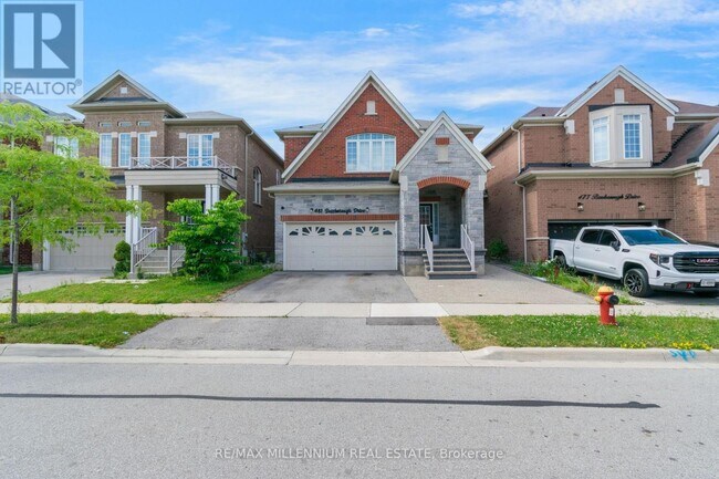 Photo - 481 Bessborough Dr