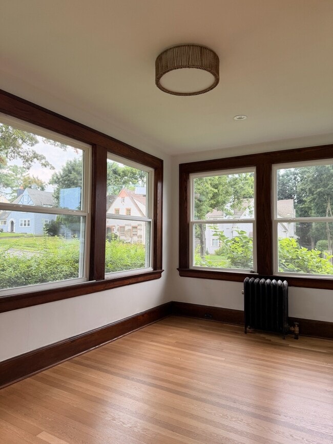 Photo - 160 Clairmont Terrace