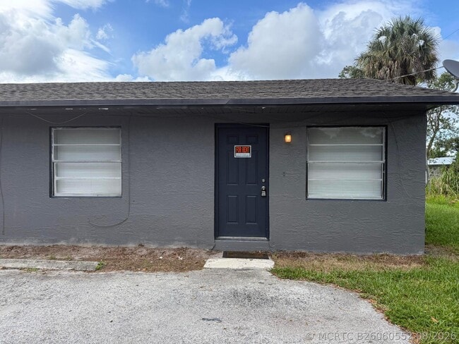 Photo - 5006 Sanibel Ave