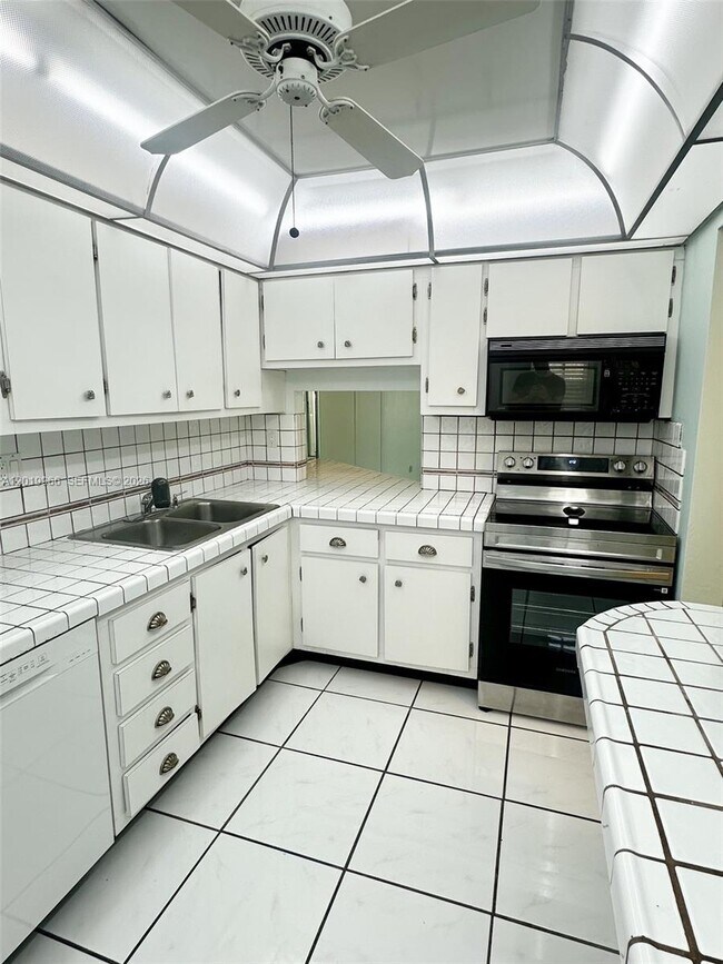 Photo - 300 Galen Dr Unit 206