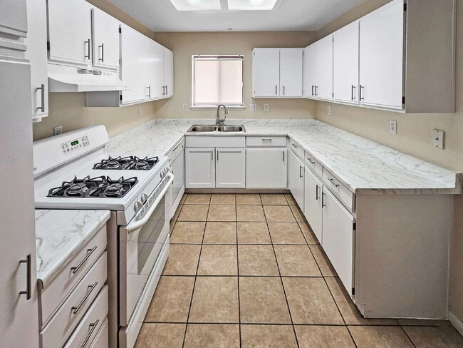 Photo - 305 S Richmond Rd Unidad B