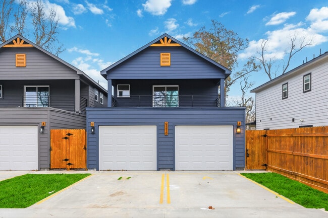 Photo - 9316 Sundown Dr