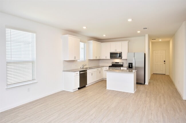 Building Photo - 25473 Cilantro Dr